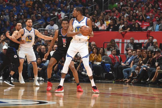 布伦森44分尼克斯大胜雄鹿 掘金逆转独行侠