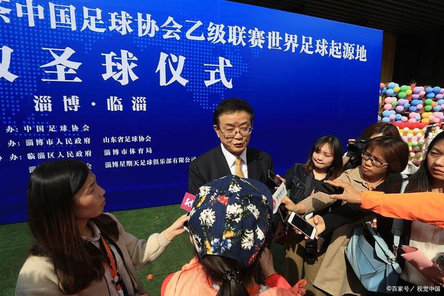 欧联杯-B费绝杀马奎尔失误 曼联2-1格拉斯哥流浪